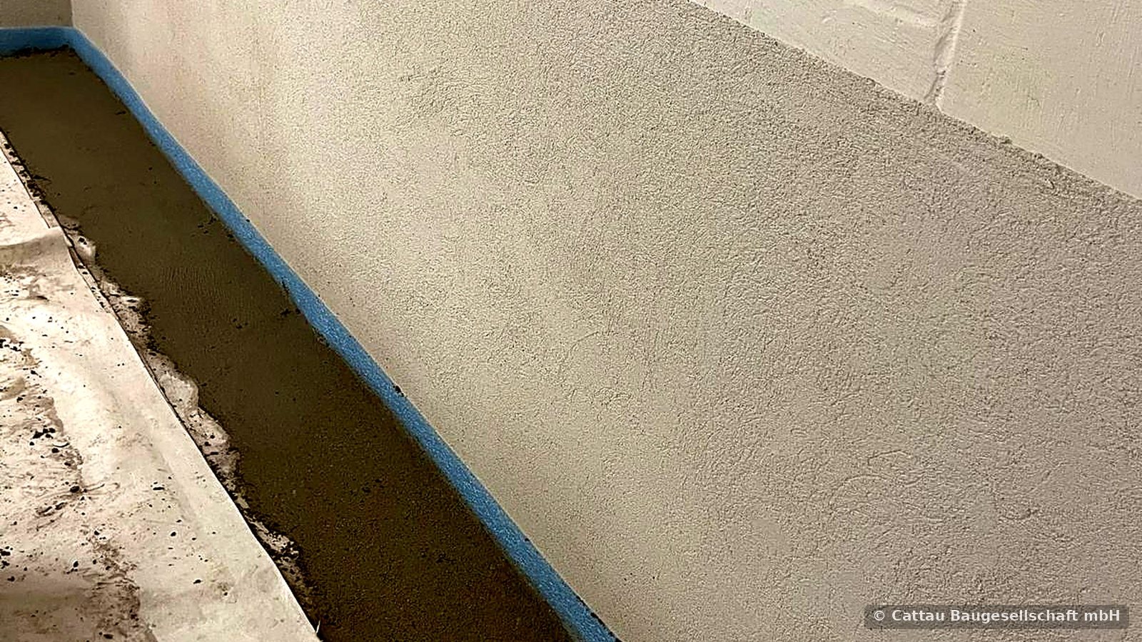 Fachgerechte Kellerinnenabdichtung mit ausgebildetem Wand-Boden-Anschluss